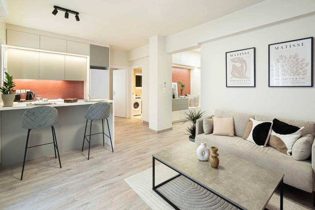Pagrati - Varnava Modern Heaven Apartment *